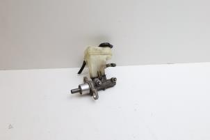 Gebruikte Hoofdremcilinder Saab 9-3 II (YS3F) 2.0t 16V Prijs € 50,00 Margeregeling aangeboden door Auto Demontage Elferink B.V.