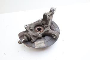 Gebruikte Fusee rechts-voor Volvo V70 (SW) 2.4 20V 140 Prijs € 50,00 Margeregeling aangeboden door Auto Demontage Elferink B.V.