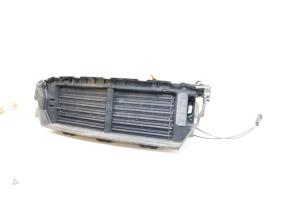 Gebruikte Luchtgeleider Volvo XC90 II 2.0 T8 16V Twin Engine AWD Prijs € 150,00 Margeregeling aangeboden door Auto Demontage Elferink B.V.