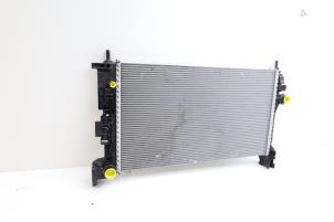 Gebruikte Radiateur Volvo XC90 II 2.0 T8 16V Twin Engine AWD Prijs € 200,00 Margeregeling aangeboden door Auto Demontage Elferink B.V.