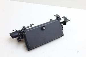 Gebruikte Camera voorzijde Volvo XC90 II 2.0 T8 16V Twin Engine AWD Prijs € 150,00 Margeregeling aangeboden door Auto Demontage Elferink B.V.