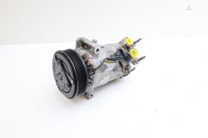 Gebruikte Aircopomp Volvo XC60 II (UZ) 2.0 T5 16V Prijs € 175,00 Margeregeling aangeboden door Auto Demontage Elferink B.V.