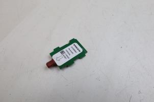 Gebruikte Antenne bluetooth Volvo XC60 II (UZ) 2.0 T5 16V Prijs € 35,00 Margeregeling aangeboden door Auto Demontage Elferink B.V.