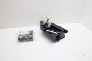 Gebruikte Bandenpomp Mercedes A (W176) 1.5 A-180 CDI, A-180d 16V Prijs € 50,00 Margeregeling aangeboden door Auto Demontage Elferink B.V.