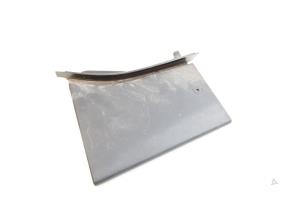 Gebruikte Accu afdekkap Volvo XC60 I (DZ) 2.4 D4 20V AWD Prijs € 30,00 Margeregeling aangeboden door Auto Demontage Elferink B.V.