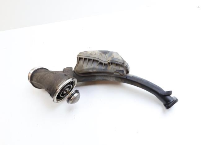 Gebruikte Intercooler Buis Volvo XC60 I (DZ) 2.4 D4 20V AWD Prijs € 50,00 Margeregeling aangeboden door Auto Demontage Elferink B.V.