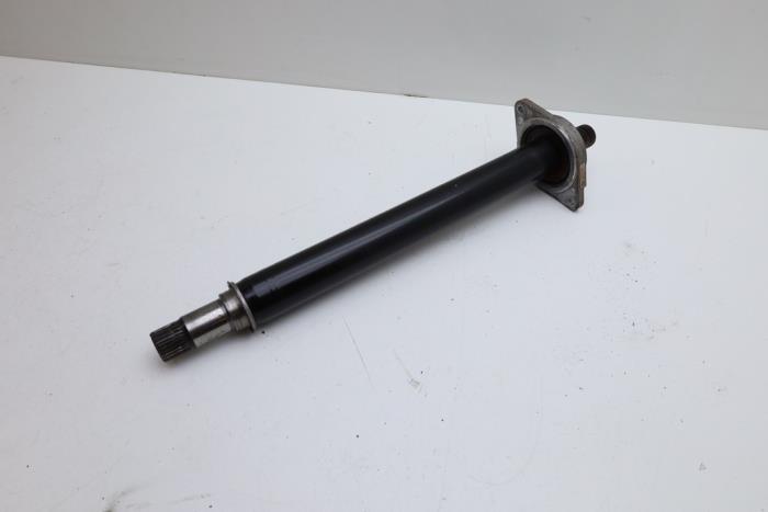 Tussenas van een Mercedes-Benz A (W176) 1.5 A-180 CDI, A-180d 16V 2013