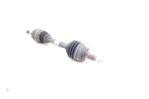 Gebruikte Steekas links-voor Mercedes A (W176) 1.5 A-180 CDI, A-180d 16V Prijs € 100,00 Margeregeling aangeboden door Auto Demontage Elferink B.V.