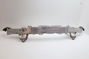 Gebruikte Bumperbalk voor Mercedes C (W205) C-180 1.6 16V Prijs € 185,00 Margeregeling aangeboden door Auto Demontage Elferink B.V.