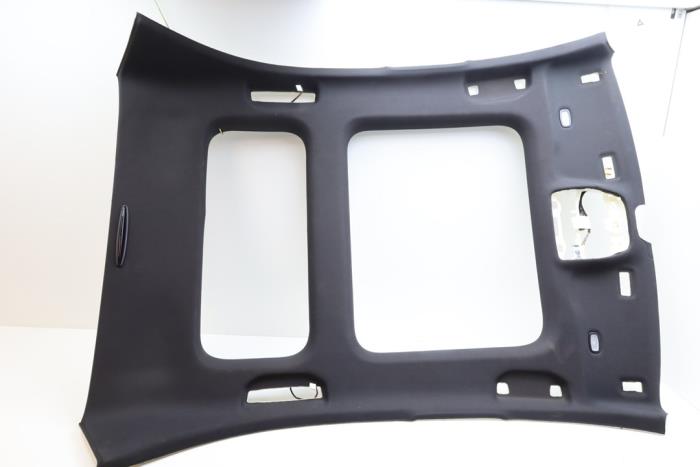 Gebruikte Hemelbekleding Mercedes C (W205) C-180 1.6 16V Prijs € 250,00 Margeregeling aangeboden door Auto Demontage Elferink B.V.