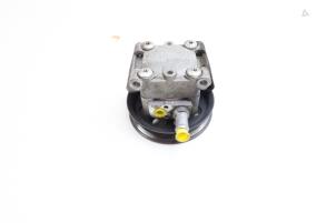 Pomp Servo van een Volvo V70 (BW) 2.0 T 16V 2011
