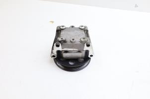 Pomp Servo van een Volvo V70 (BW) 2.0 T 16V 2011