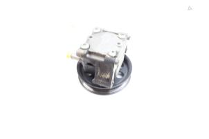 Pomp Servo van een Volvo V70 (BW) 2.0 T 16V 2011