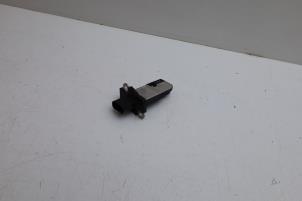 Gebruikte Luchthoeveelheidsmeter Volvo V70 (BW) 2.0 T 16V Prijs € 30,00 Margeregeling aangeboden door Auto Demontage Elferink B.V.