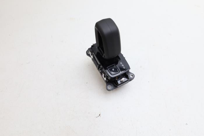 Gebruikte Pook Volvo XC40 (XZ) Single Motor Extended Range 82 kWh Prijs € 150,00 Margeregeling aangeboden door Auto Demontage Elferink B.V.