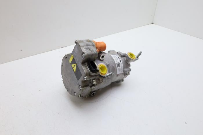 Gebruikte Aircopomp Volvo XC40 (XZ) Single Motor Extended Range 82 kWh Prijs € 400,00 Margeregeling aangeboden door Auto Demontage Elferink B.V.
