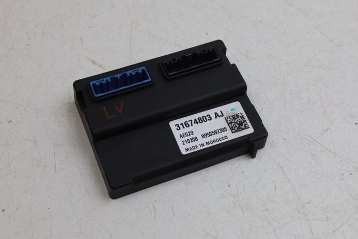 Gebruikte Bodycontrol Module Volvo XC60 II (UZ) 2.0 T8 16V Hybrid Polestar AWD Prijs € 75,00 Margeregeling aangeboden door Auto Demontage Elferink B.V.