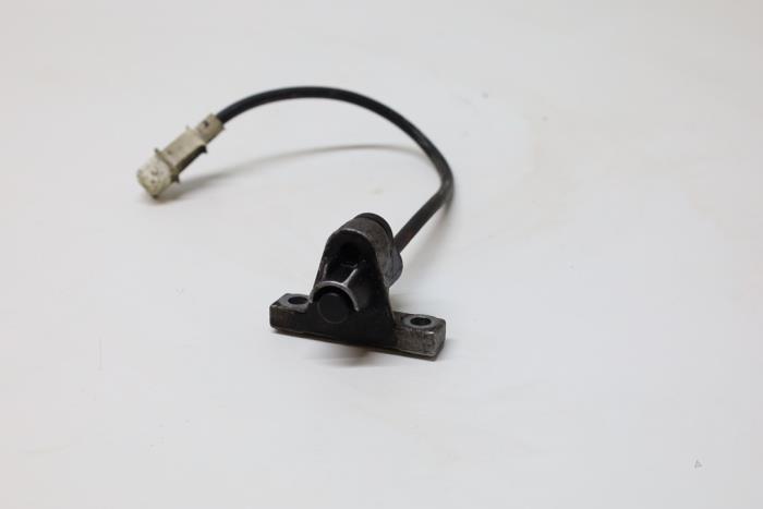 Gebruikte Krukas sensor Volvo S70 2.5 10V Prijs € 25,00 Margeregeling aangeboden door Auto Demontage Elferink B.V.