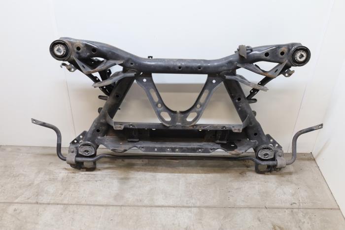 Gebruikte Subframe Volvo V60 II (ZW) 2.0 T4 16V Prijs € 450,00 Margeregeling aangeboden door Auto Demontage Elferink B.V.