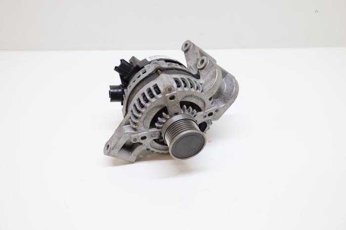 Gebruikte Dynamo Volvo C30 (EK/MK) 1.8 16V Prijs € 75,00 Margeregeling aangeboden door Auto Demontage Elferink B.V.