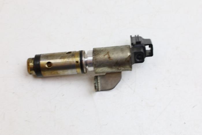 Gebruikte Nokkenas Verstelling Volvo XC90 I 3.2 24V Prijs € 75,00 Margeregeling aangeboden door Auto Demontage Elferink B.V.