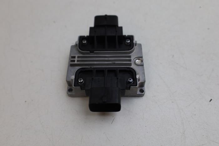 Gebruikte Computer Automatische Bak Saab 9-5 (YS3E) 2.0t 16V Prijs € 150,00 Margeregeling aangeboden door Auto Demontage Elferink B.V.