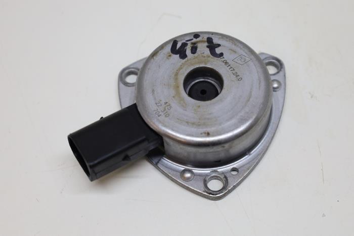 Gebruikte Sensor Nokkenas Mercedes C (W204) 1.8 C-200K 16V Prijs € 50,00 Margeregeling aangeboden door Auto Demontage Elferink B.V.