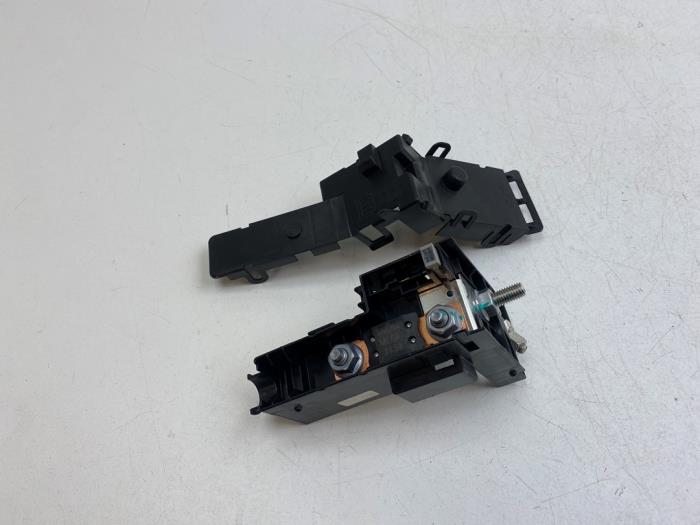 Gebruikte Accu sensor Volvo XC40 (XZ) 1.5 T5 Plug-in Hybrid 16V Prijs € 40,00 Margeregeling aangeboden door Auto Demontage Elferink B.V.
