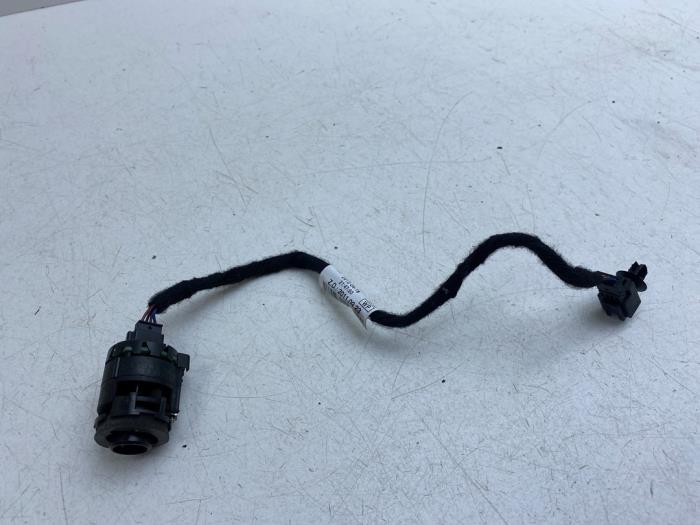 Gebruikte Sensor Temperatuur binnen Mercedes C (W204) 1.8 C-200 CGI 16V Prijs € 25,00 Margeregeling aangeboden door Auto Demontage Elferink B.V.