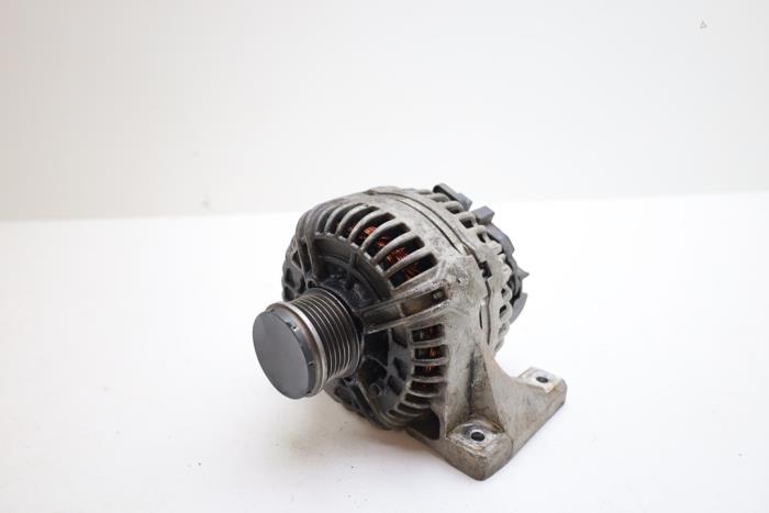 Gebruikte Dynamo Volvo XC90 I 2.5 T 20V Prijs € 65,00 Margeregeling aangeboden door Auto Demontage Elferink B.V.