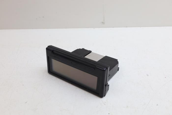 Gebruikte Display Interieur Volvo C30 (EK/MK) 2.0 16V Prijs € 50,00 Margeregeling aangeboden door Auto Demontage Elferink B.V.