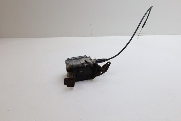 Gebruikte Cruise Control Saab 900 II Coupé 2.0 S,SE Turbo 16V Prijs € 125,00 Margeregeling aangeboden door Auto Demontage Elferink B.V.