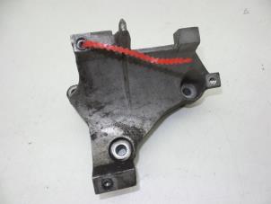 Gebruikte Airco deel (div) Saab 9-5 (YS3E) 2.0t 16V Prijs € 25,00 Margeregeling aangeboden door Auto Demontage Elferink B.V.