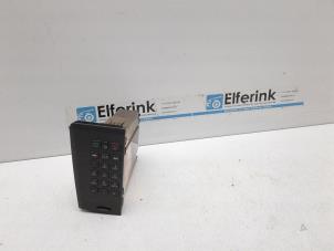 Gebruikte Telefoon Module Volvo S60 Prijs € 75,00 Margeregeling aangeboden door Auto Demontage Elferink B.V.