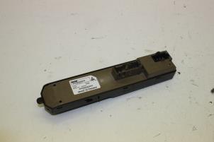 Gebruikte Raam schakelaar elektrisch Saab 9-3 II (YS3F) 2.0t 16V Prijs € 50,00 Margeregeling aangeboden door Auto Demontage Elferink B.V.