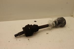 Gebruikte Homokineetas rechts-voor Saab 9000 CS 2.0i 16V Prijs € 65,00 Margeregeling aangeboden door Auto Demontage Elferink B.V.