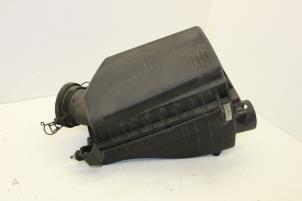 Gebruikte Luchtfilterhuis Saab 900 II 2.0 i,Si 16V Prijs € 25,00 Margeregeling aangeboden door Auto Demontage Elferink B.V.