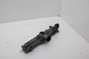 Gebruikte Inlaatspruitstuk Saab 9-3 I (YS3D) 2.2 TiD 16V Prijs € 50,00 Margeregeling aangeboden door Auto Demontage Elferink B.V.