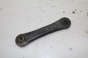 Gebruikte Reactiestang rechts-achter Volvo V70 (BW) 2.4 D 20V Prijs € 25,00 Margeregeling aangeboden door Auto Demontage Elferink B.V.