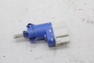 Gebruikte Remlicht Schakelaar Volvo V70 (BW) 2.4 D 20V Prijs € 25,00 Margeregeling aangeboden door Auto Demontage Elferink B.V.