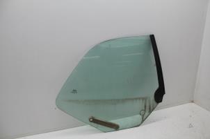 Gebruikte Ruit 2Deurs rechts-achter Saab 900 II (YS3D) 2.5 SE V6 24V Prijs € 75,00 Margeregeling aangeboden door Auto Demontage Elferink B.V.