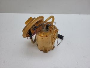 Gebruikte Tank element Pomp Saab 9-3 II Sport Sedan (YS3F) 1.9 TiD 16V Prijs € 50,00 Margeregeling aangeboden door Auto Demontage Elferink B.V.