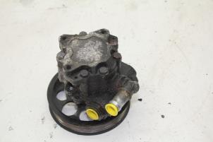 Gebruikte Servopomp Saab 9-5 Estate (YS3E) 3.0 TiD V6 24V Prijs € 125,00 Margeregeling aangeboden door Auto Demontage Elferink B.V.