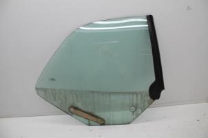 Gebruikte Ruit 2Deurs rechts-achter Saab 900 II (YS3D) 2.3 S,SE 16V Prijs € 75,00 Margeregeling aangeboden door Auto Demontage Elferink B.V.