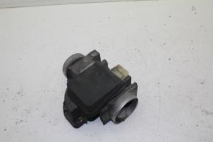 Gebruikte Luchthoeveelheidsmeter Volvo 850 2.5 TDI Prijs € 50,00 Margeregeling aangeboden door Auto Demontage Elferink B.V.