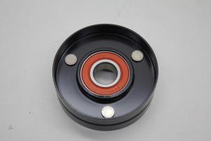 Gebruikte Spanrol Multiriem Volvo 850 Prijs € 25,00 Margeregeling aangeboden door Auto Demontage Elferink B.V.