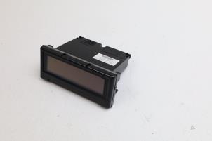 Gebruikte Display Interieur Volvo C30 (EK/MK) 1.8 16V Prijs € 30,00 Margeregeling aangeboden door Auto Demontage Elferink B.V.