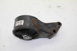 Gebruikte Motorsteun Saab 9-5 (YS3G) 2.0 T 16V Prijs € 25,00 Margeregeling aangeboden door Auto Demontage Elferink B.V.