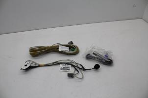 Gebruikte Telefoon Volvo S80 (TR/TS) 2.0 T5 20V Prijs € 40,00 Margeregeling aangeboden door Auto Demontage Elferink B.V.