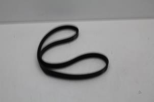 Gebruikte Multiriem Volvo 4-Serie Prijs € 25,00 Margeregeling aangeboden door Auto Demontage Elferink B.V.